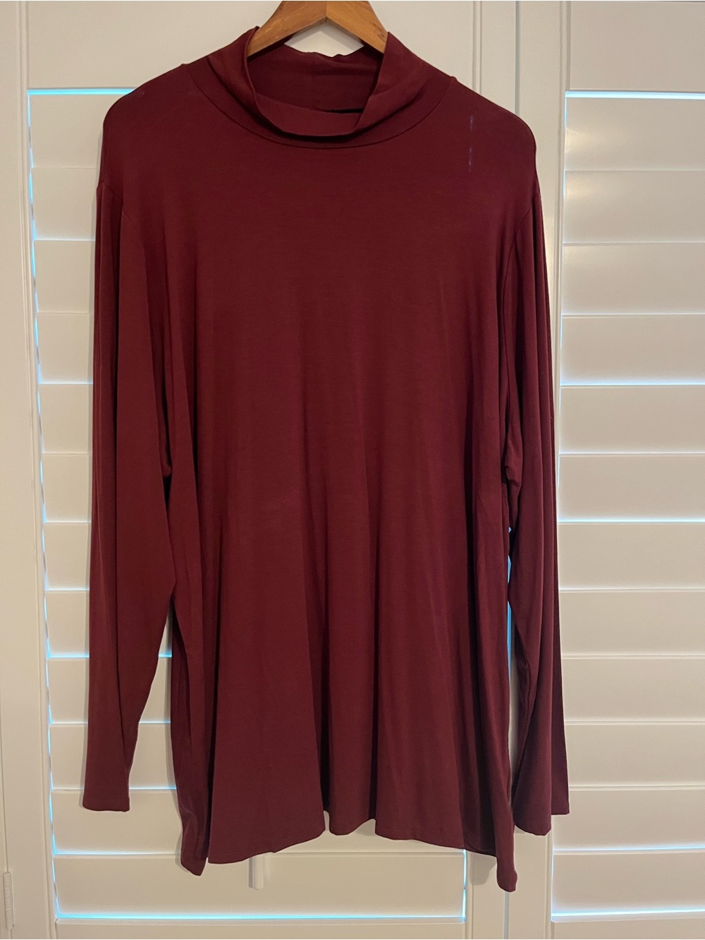 NWT Ava & Viv Long Sleeve Mock Neck Top - Burgundy